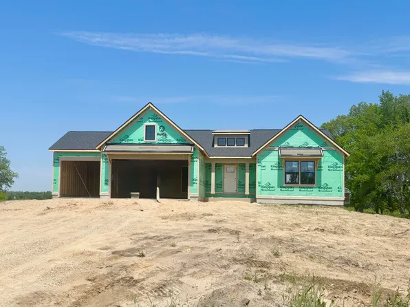 739 Goldenfield Dr, Byron Center, MI 49315