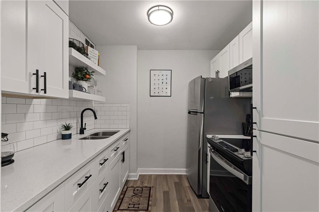 300 W Peachtree St NE Unit 3M, Atlanta, GA - View 6