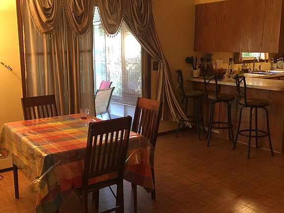 5th image of 2776 Wexford Dr