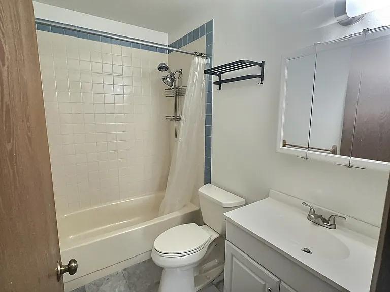 11801 Suncrest Dr — Photo 7