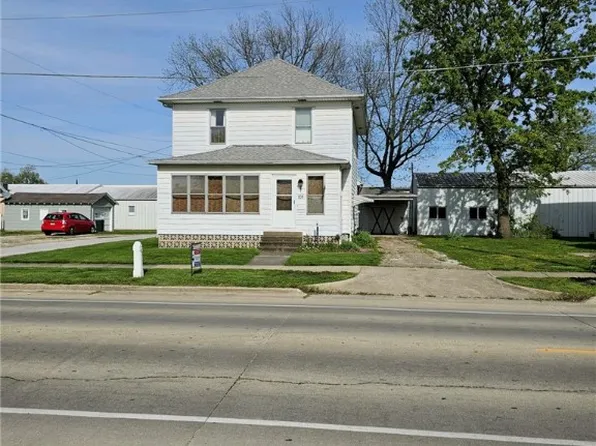 108 S Maple St, Effingham, IL 62401