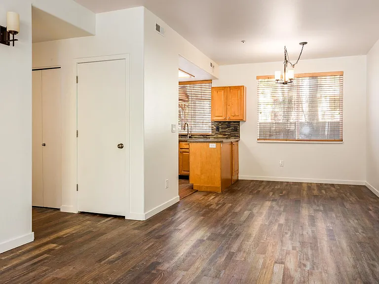 1600 Pinebrook Blvd #G1 — Photo 7