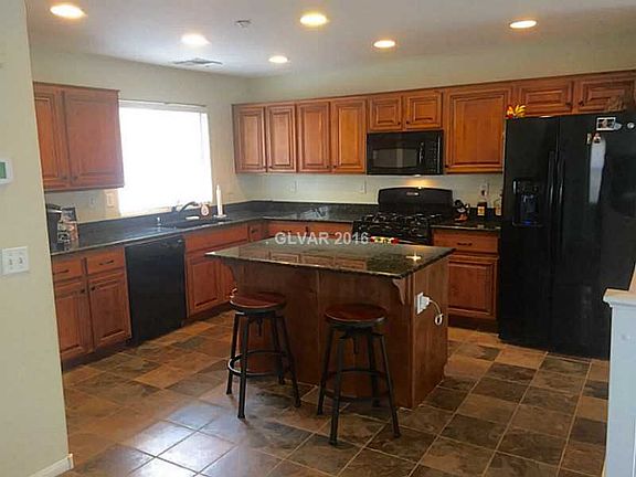 5th image of 8925 James Carl Ct
