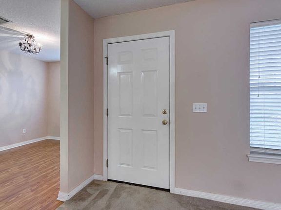 3rd image of 1630 Brookwood Cir
