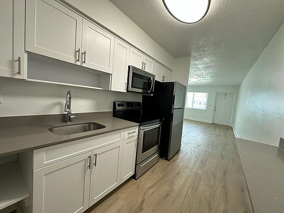 2nd image of 110 NE 19th Ave #11