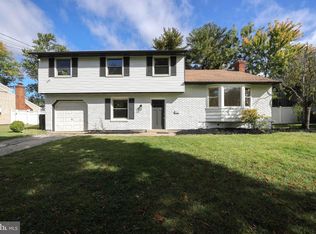90 Knollwood Dr, Cherry Hill, NJ 08002