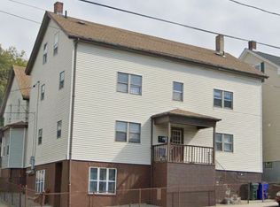 64 Hunter St APT 1, Fall River, MA 02721