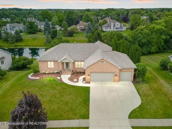 3391 Hidden Ridge Dr, Dewitt, MI 48820