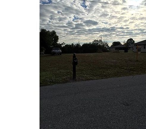 2nd image of 157 SE 1st Pl