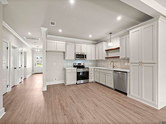 3rd image of 8007 Arnold Rd #6D-6D-6D