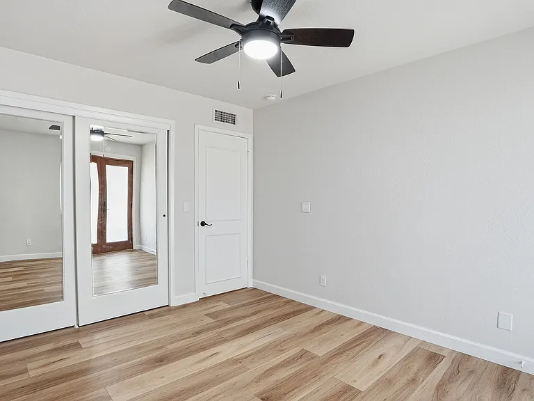 2610 S Fairfield Dr — Photo 13
