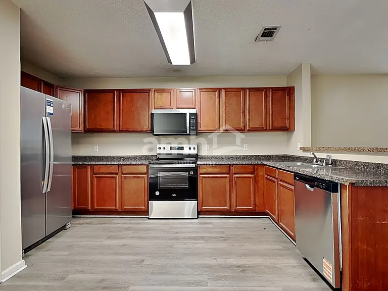 7 Holly Springs Cir — Photo 3