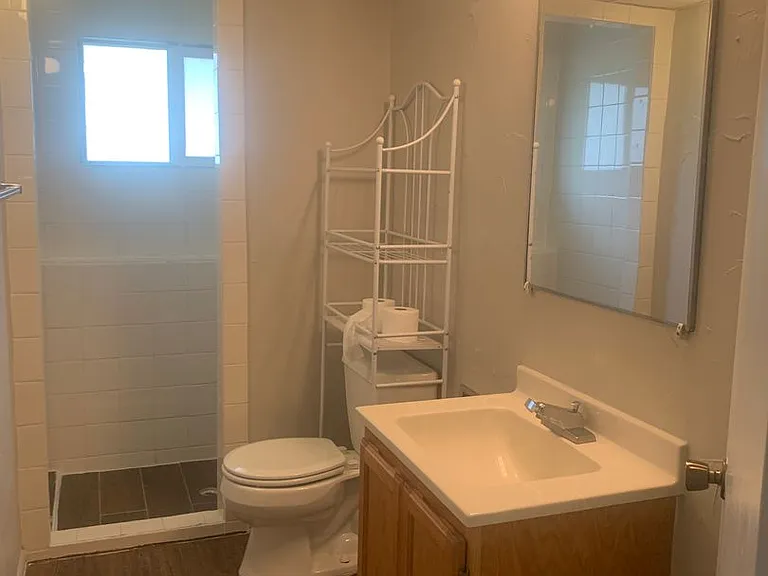 224 Bent Ave — Photo 8