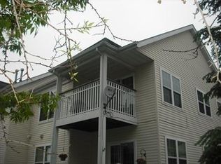 2907 Foggy Glen Dr, Valparaiso, IN 46385