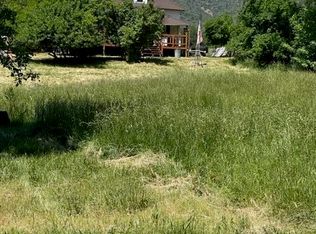 530 Panther Gulch Rd, Williams, OR 97544