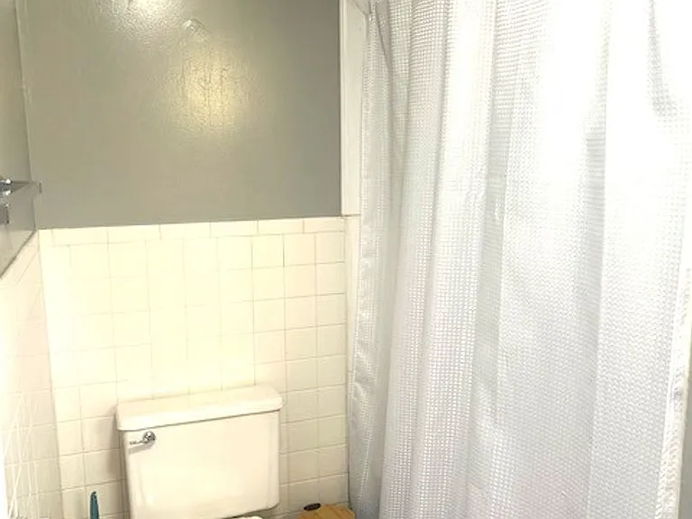 6401 Old Richmond Rd — Photo 24
