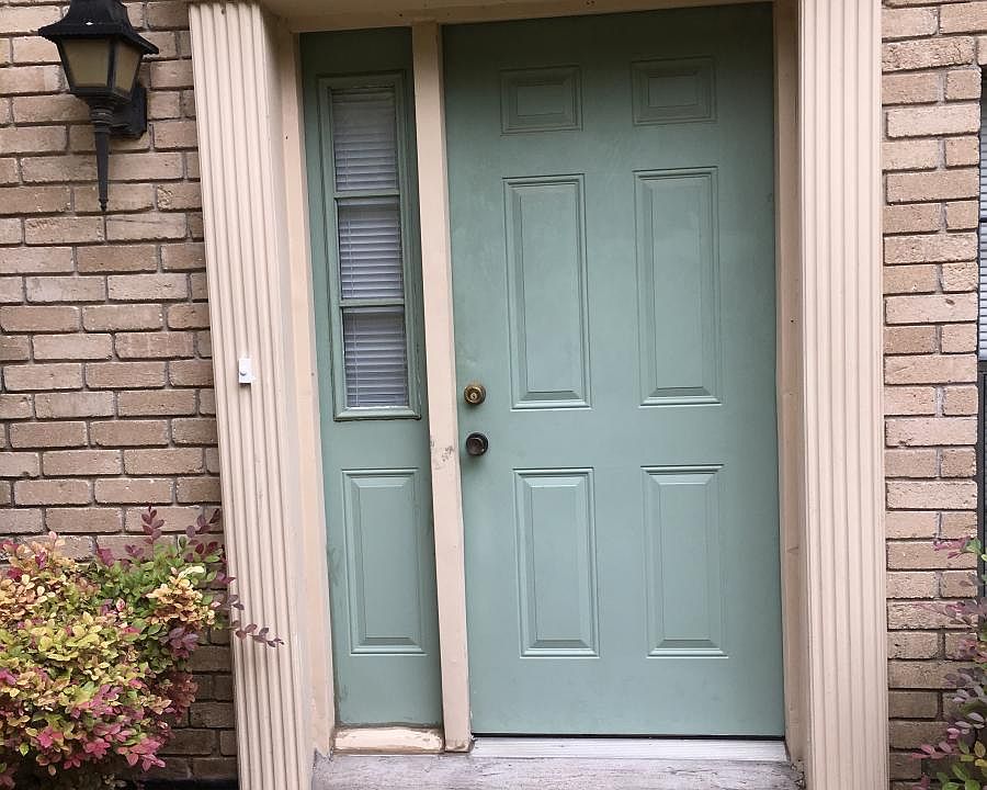 1st image of 8400 Jamestown Dr APT 406