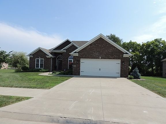 3rd image of 627 Baden Ln