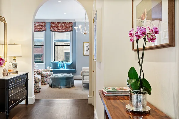 Rented by Douglas Elliman | media 7