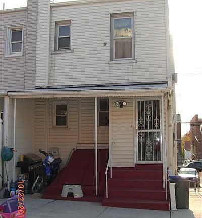 2nd image of 1040 Revere Ave