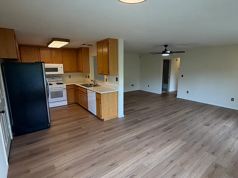 4314 Lynbrook Loop #2 — Photo 9