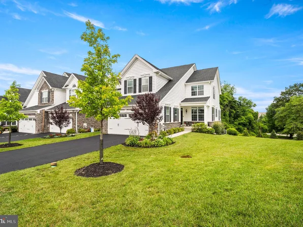 3707 Parris Blvd, Newtown Square, PA 19073