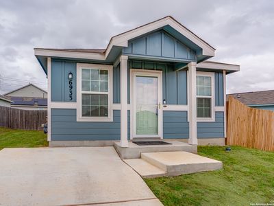 6933 SUNSPOT, Converse, TX, 78109