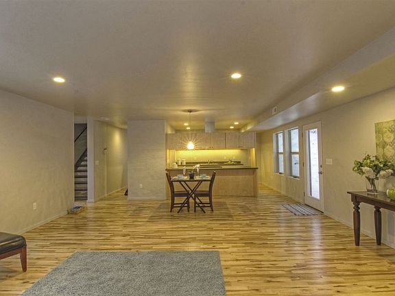 3rd image of 3612 W Rosamond Ave