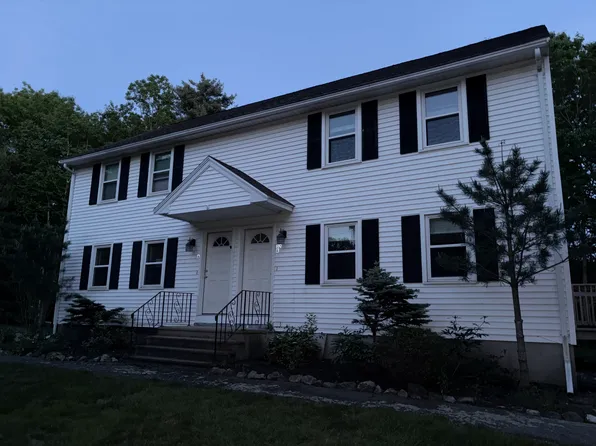 32B Hampstead Rd, Sandown, NH 03873