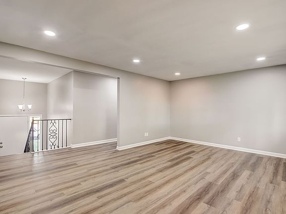 3rd image of 7206 Halden Pl