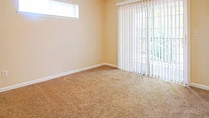 10041 W Garverdale Ln #201 — Photo 11