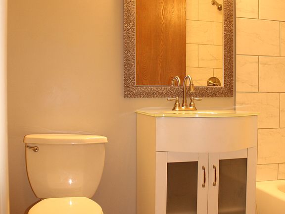 4th image of 1189 Meadowood Dr