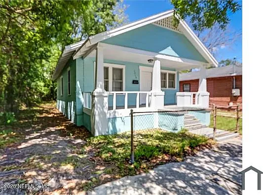 1519 W 6th St — Photo 2