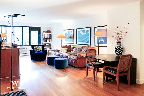 Rented by Warburg | media 14