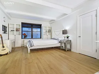 Rented by Sotheby's International Realty