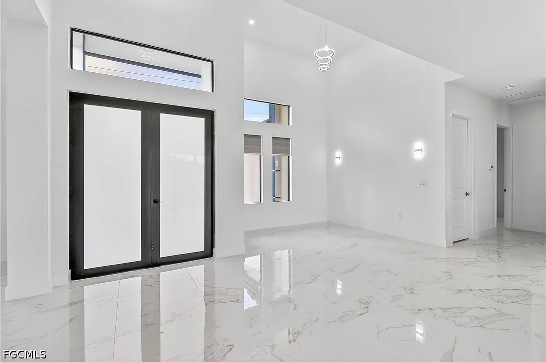 3 bed, 3.0 bath, 1806 sqft, $2,800 — Photo 3