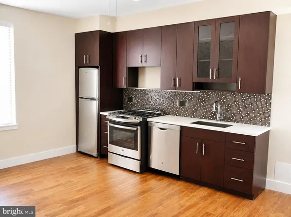 131 S 13th St APT 4R, Philadelphia, PA 19107