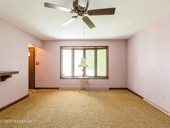 3rd image of 743 Newell Ave