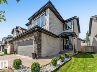 1944 68th St SW, Edmonton, AB T6X 0M2
