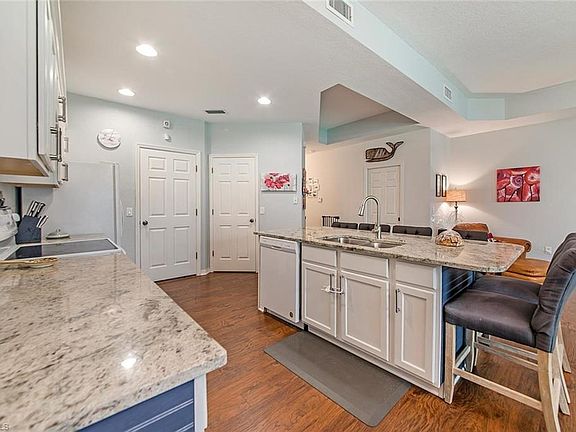 4th image of 9816 Solera Cove Point #102
