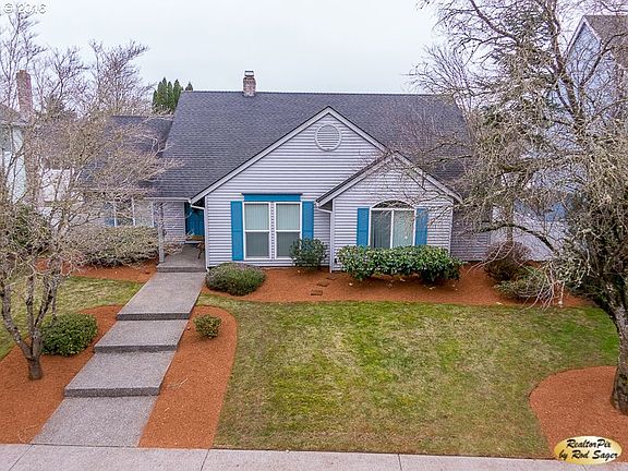 2nd image of 1919 SE 159th Pl