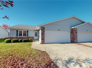 35 Northwood Dr, Tiffin, OH 44883