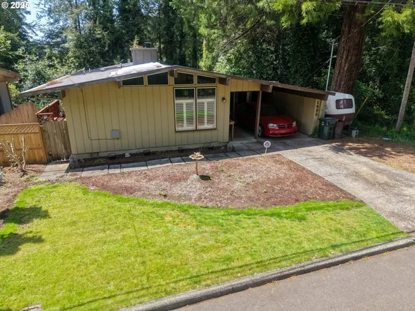 1695 N 17th St, Coos Bay, OR 97420