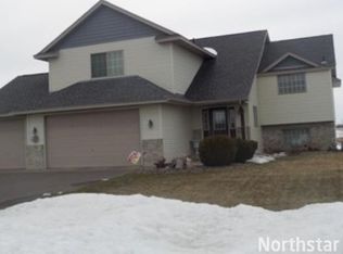 1015 Brookside Pkwy, Rush City, MN 55069