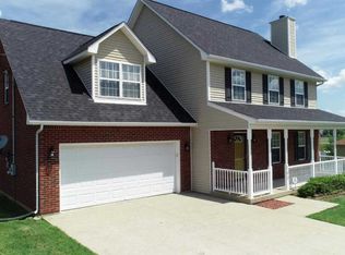 103 Blenheim Blvd, Radcliff, KY 40160