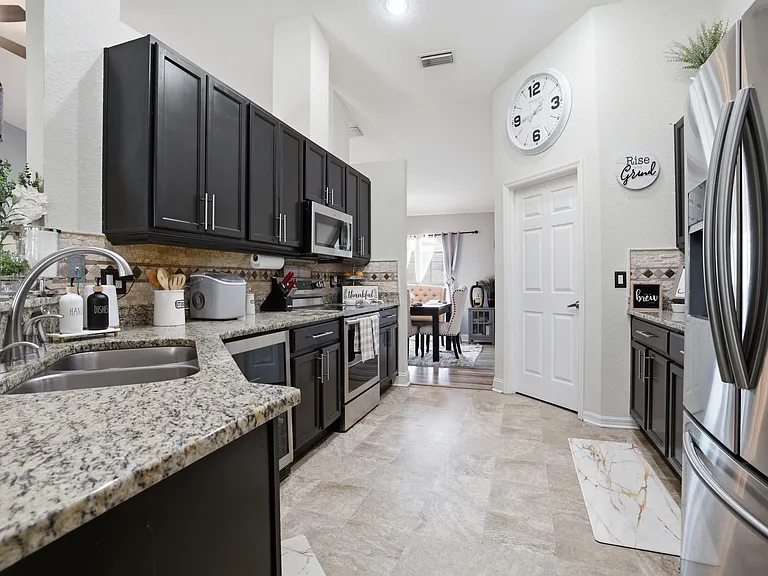 4937 SW 98th Pl — Photo 9