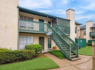 1516 Bay Area Blvd APT G4, Houston, TX 77058