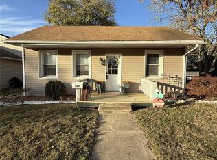 109 W 2nd St, Trenton, IL