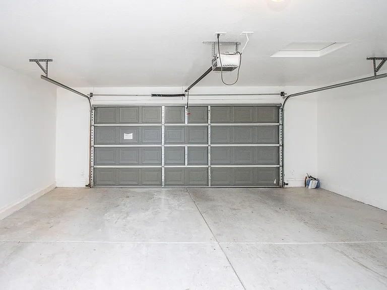 1478 E Stirrup Ln — Photo 15