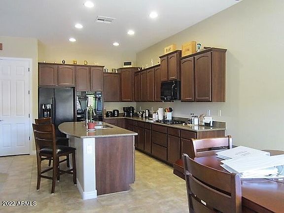 4th image of 13561 S 175th Dr